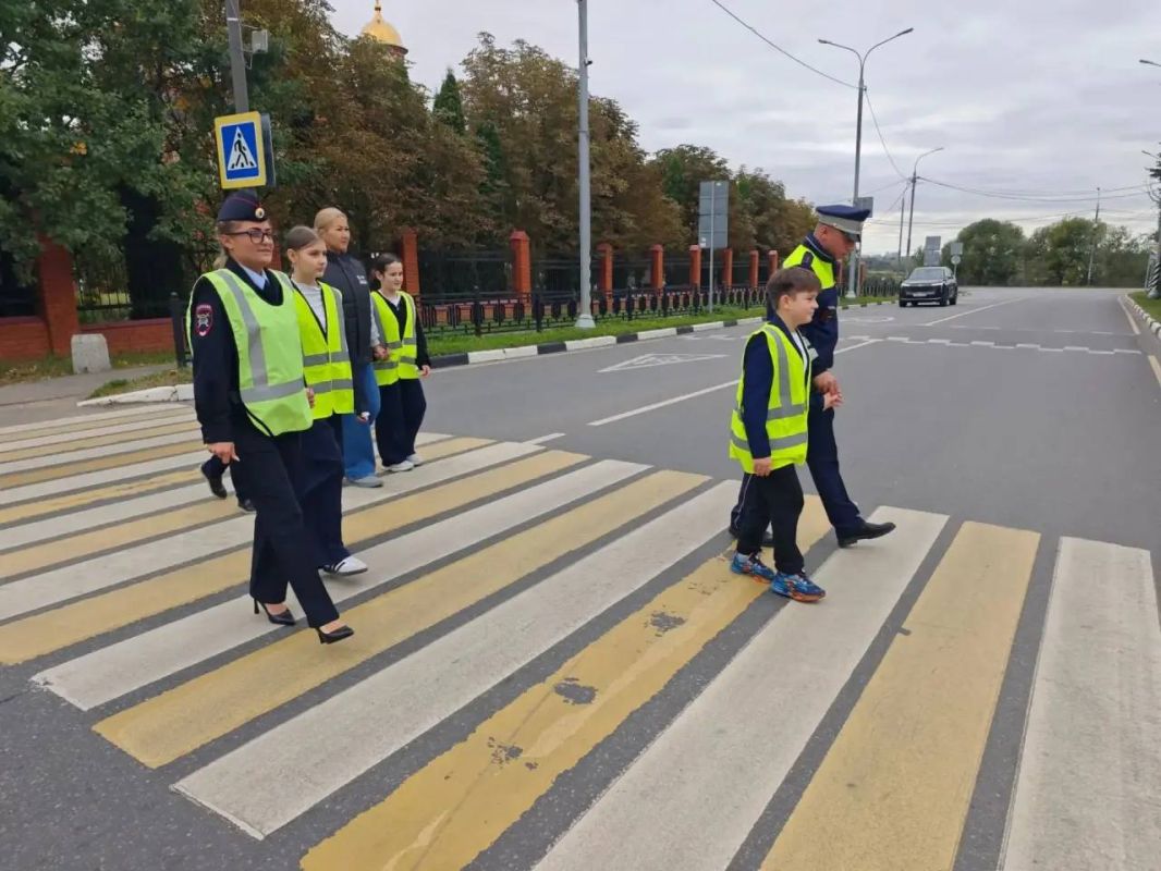 С началом учебного года во всех муниципалитетах Подмосковья стартовал цикл практических занятий на реальных улицах С началом учебного года во всех муниципалитетах Подмосковья стартовал цикл практических занятий на реальных улицах