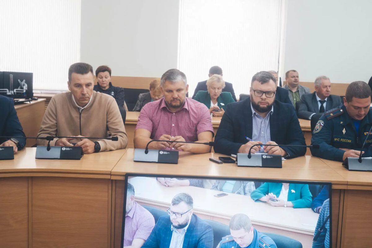 Глава Домодедово Евгения Хрусталева провела оперативное совещание с командой Глава Домодедово Евгения Хрусталева провела оперативное совещание с командой
