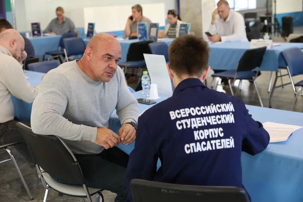 Сегодня вместе с коллегами провели встречу в формате «выездной администрации» в МФТИ Сегодня вместе с коллегами провели встречу в формате «выездной администрации» в МФТИ