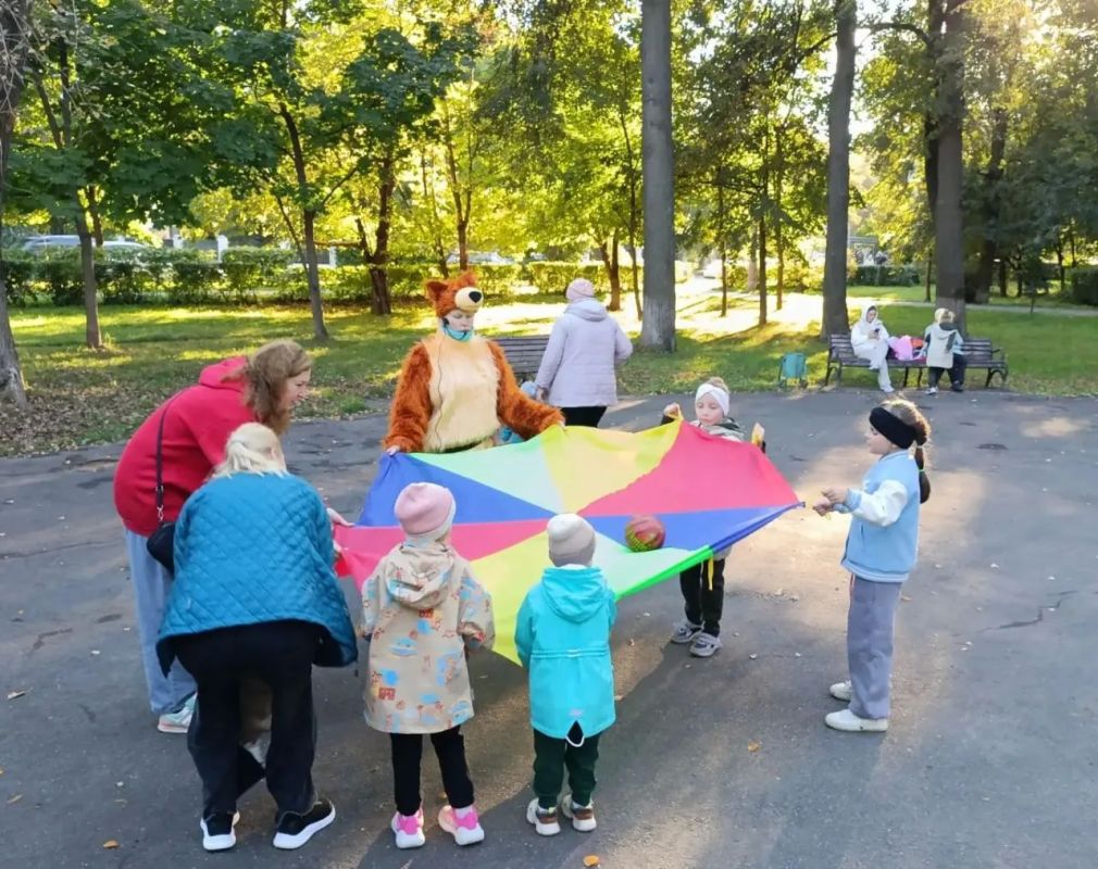 В парке «Костино» отметили 108-летие со дня рождения Бориса Заходера В парке «Костино» отметили 108-летие со дня рождения Бориса Заходера