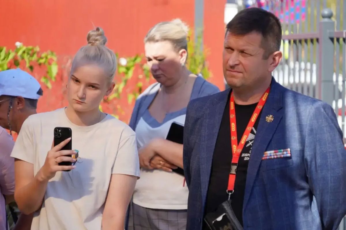 Сегодня вместе с депутатами окружного Совета Денисом Ахромкиным и Алексеем Белозёровым встретились с активом жителей нескольких деревень округа — Суропцово, Митино, Дивово, Гальнево и других Сегодня вместе с депутатами окружного Совета Денисом Ахромкиным и Алексеем Белозёровым встретились с активом жителей нескольких деревень округа — Суропцово, Митино, Дивово, Гальнево и других
