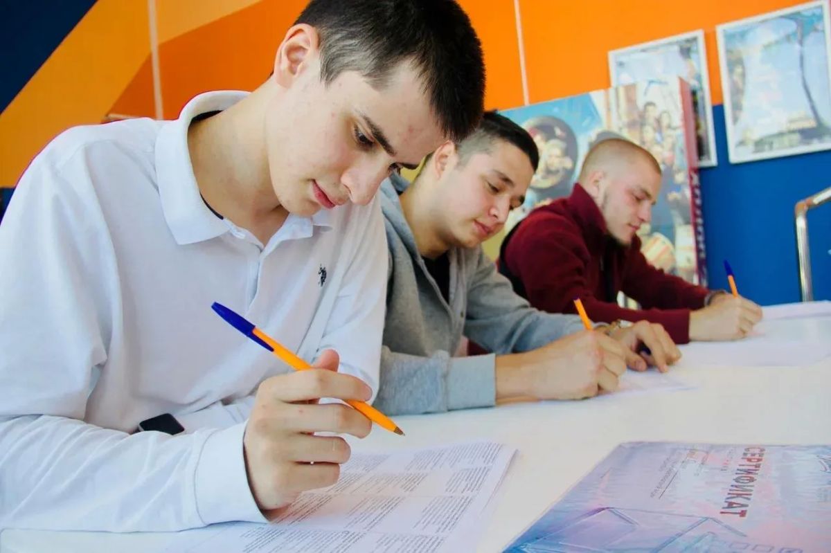 Коломенцы написали «Избирательный диктант» Коломенцы написали «Избирательный диктант»