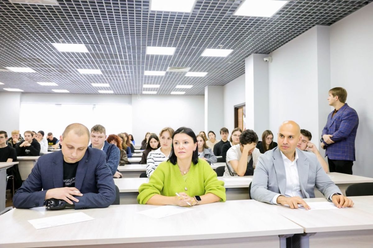 Ежегодная просветительская акция «Избирательный диктант» прошла в Мытищах Ежегодная просветительская акция «Избирательный диктант» прошла в Мытищах