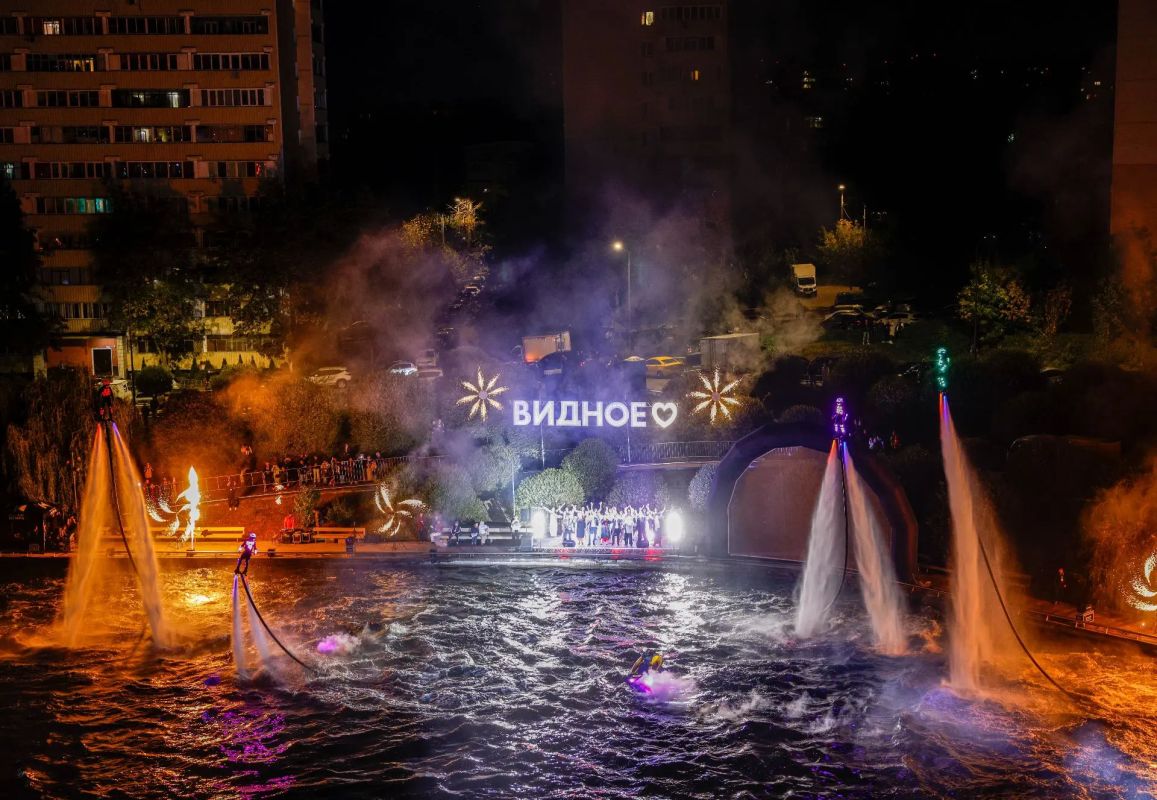 Станислав Каторов: Завершили празднование Дня города Видное концертом-вечеринкой «Пульс будущего» и праздничным шоу «Стихия успеха — путь в будущее» на Тимоховском пруду Станислав Каторов: Завершили празднование Дня города Видное концертом-вечеринкой «Пульс будущего» и праздничным шоу «Стихия успеха — путь в будущее» на Тимоховском пруду