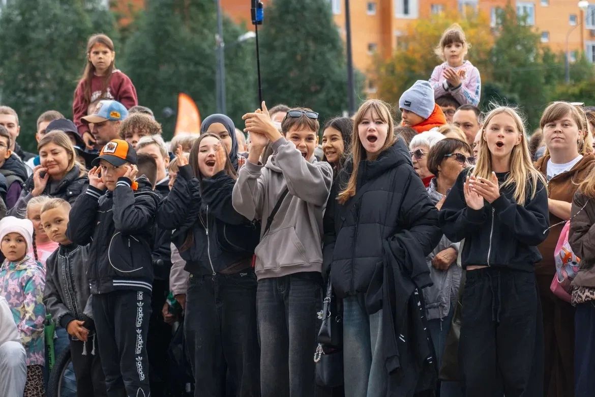 ПАРК ТАНЦУЕТ! . В День города Орехово-Зуево состоялось большое танцевальное шоу ПАРК ТАНЦУЕТ! . В День города Орехово-Зуево состоялось большое танцевальное шоу