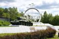 Заводов труд и труд колхозных пашен