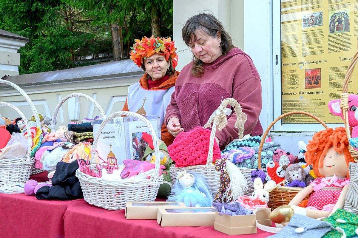 В храме Илии Пророка в Лемешове состоялся восьмой ежегодный фестиваль «Православная семья» В храме Илии Пророка в Лемешове состоялся восьмой ежегодный фестиваль «Православная семья»