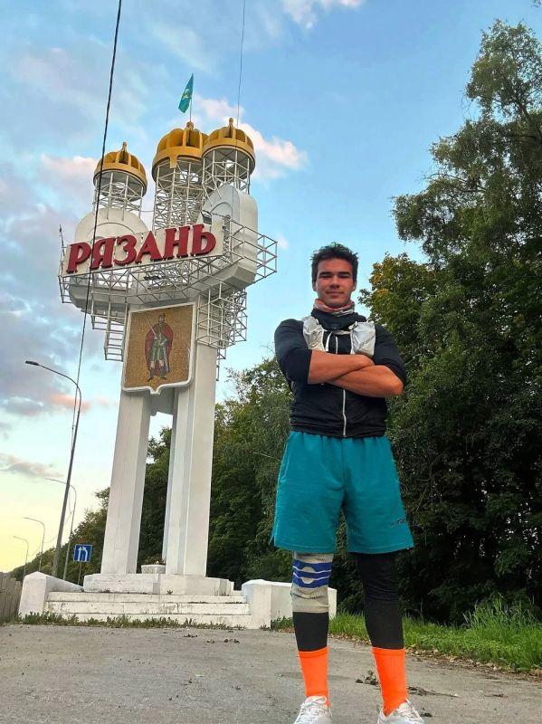 Спортсмен Роман Песочин пробежал от Раменского до Рязани Спортсмен Роман Песочин пробежал от Раменского до Рязани
