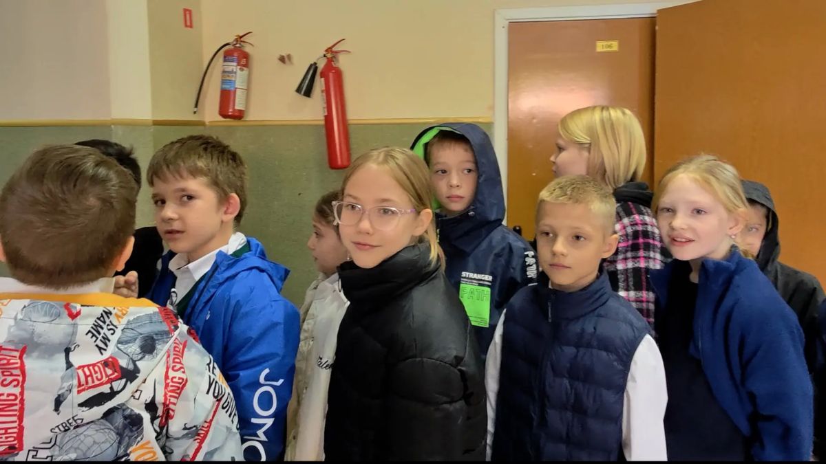 Без паники: в школе Долгопрудного объявлена пожарная тревога Без паники: в школе Долгопрудного объявлена пожарная тревога