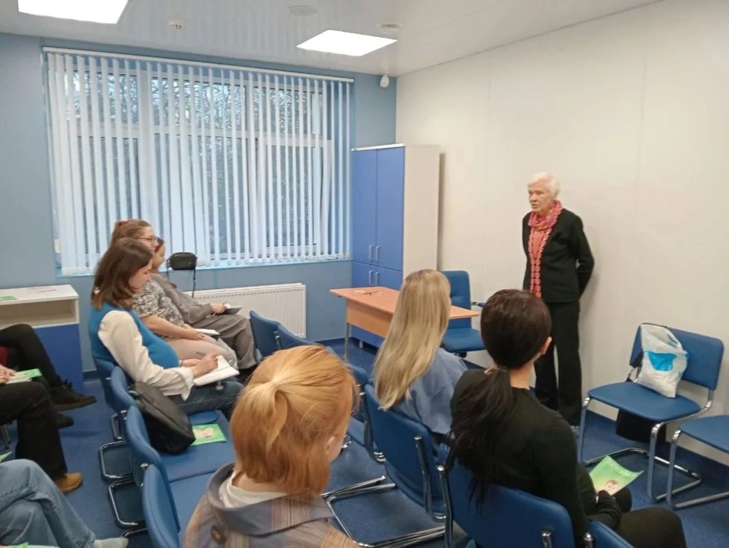 В женской консультации пройдет лекция педиатра на тему «Уход за новорожденным» В женской консультации пройдет лекция педиатра на тему «Уход за новорожденным»