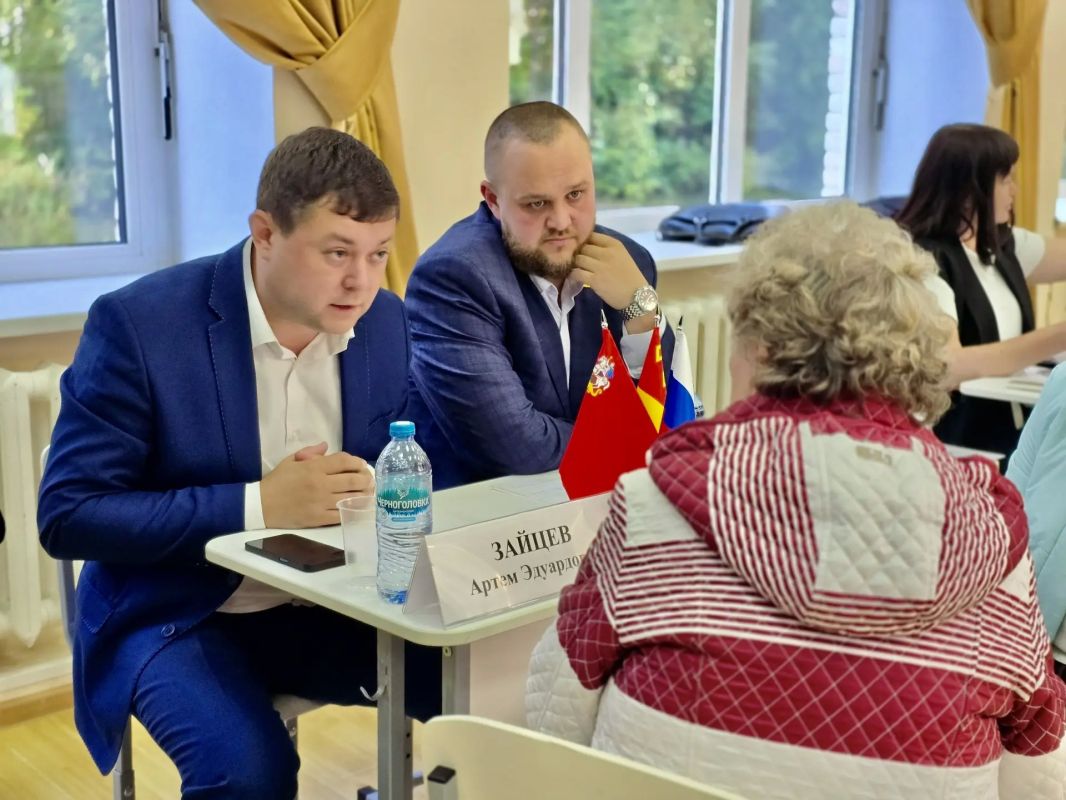 Провели выездную администрацию в центре образования №93 в Стромыне Провели выездную администрацию в центре образования №93 в Стромыне