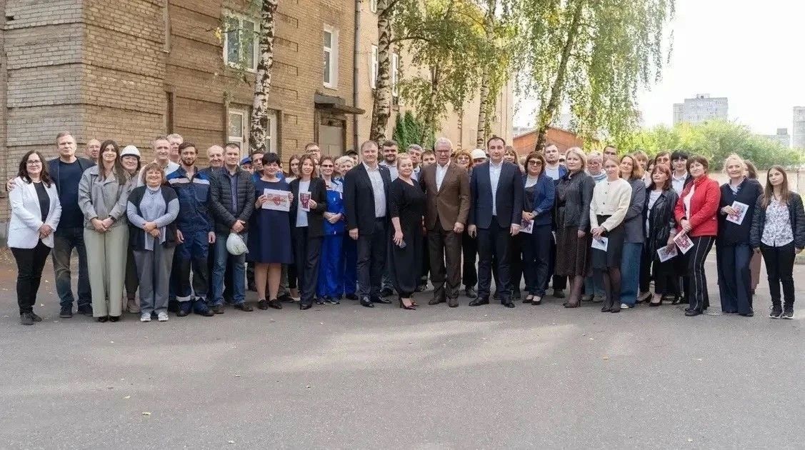 Глава Жуковского Андроник Пак и депутат Государственной Думы Вячеслав Фетисов посетили МП «Теплоцентраль» Глава Жуковского Андроник Пак и депутат Государственной Думы Вячеслав Фетисов посетили МП «Теплоцентраль»
