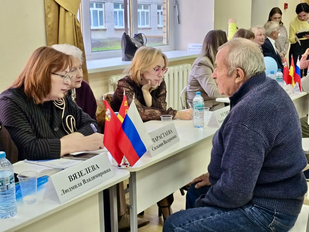 Провели выездную администрацию в центре образования №93 в Стромыне Провели выездную администрацию в центре образования №93 в Стромыне