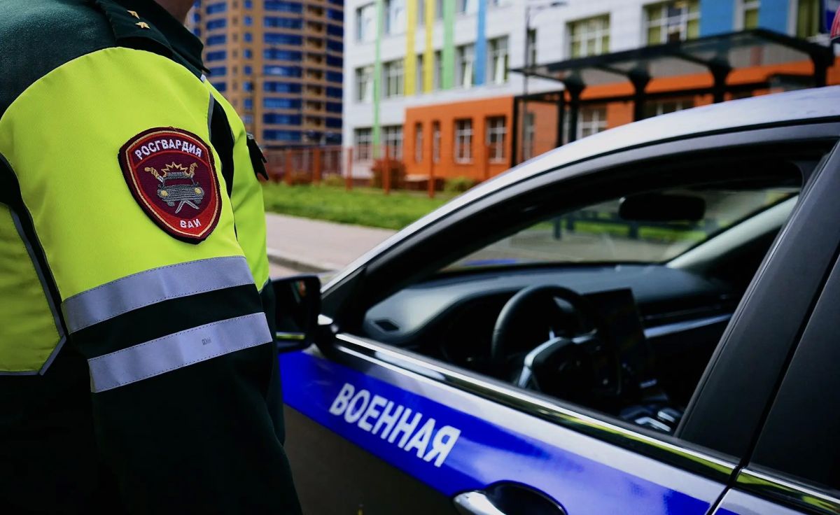 Специалисты военной автомобильной инспекции проводят мероприятия по обеспечению безопасности дорожного движения в регионе Специалисты военной автомобильной инспекции проводят мероприятия по обеспечению безопасности дорожного движения в регионе