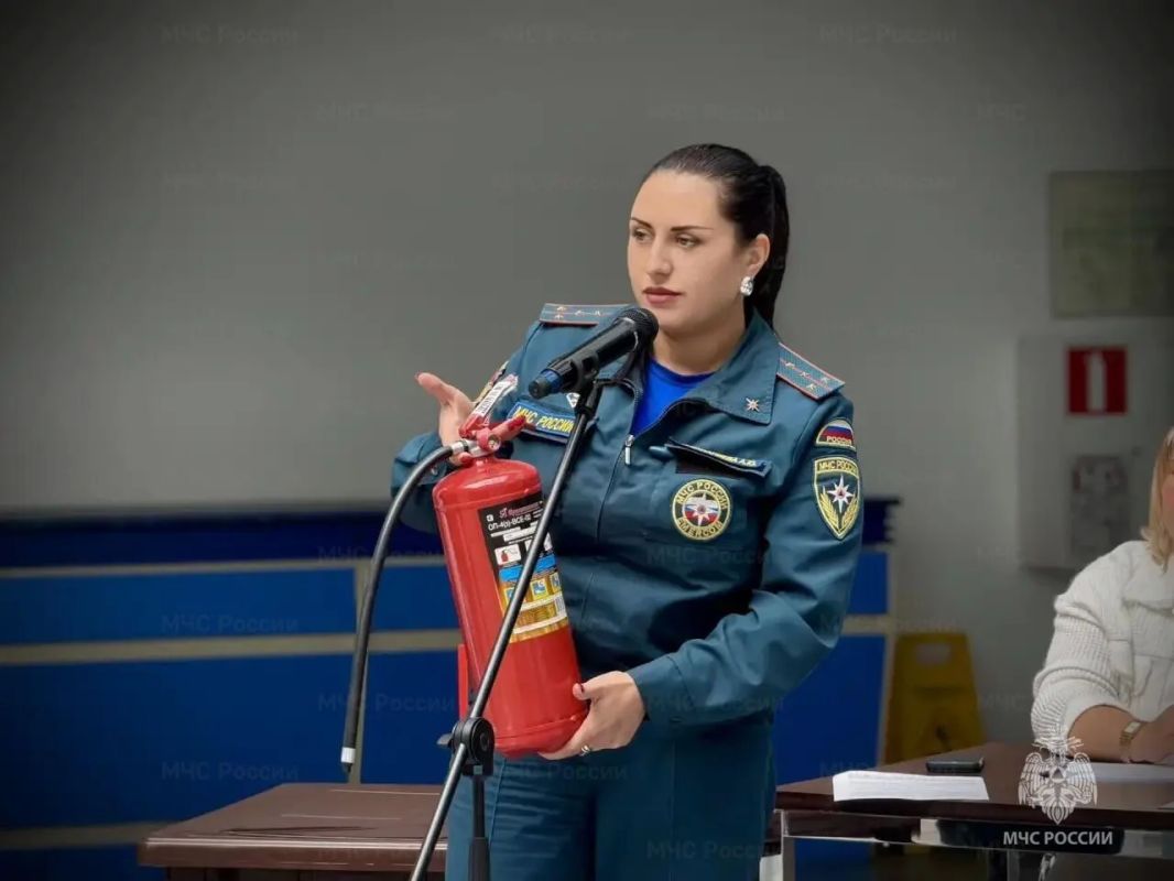 На заседании КЧС Московской области обсудили вопросы обеспечения пожарной безопасности предстоящих выборов в Подмосковье На заседании КЧС Московской области обсудили вопросы обеспечения пожарной безопасности предстоящих выборов в Подмосковье