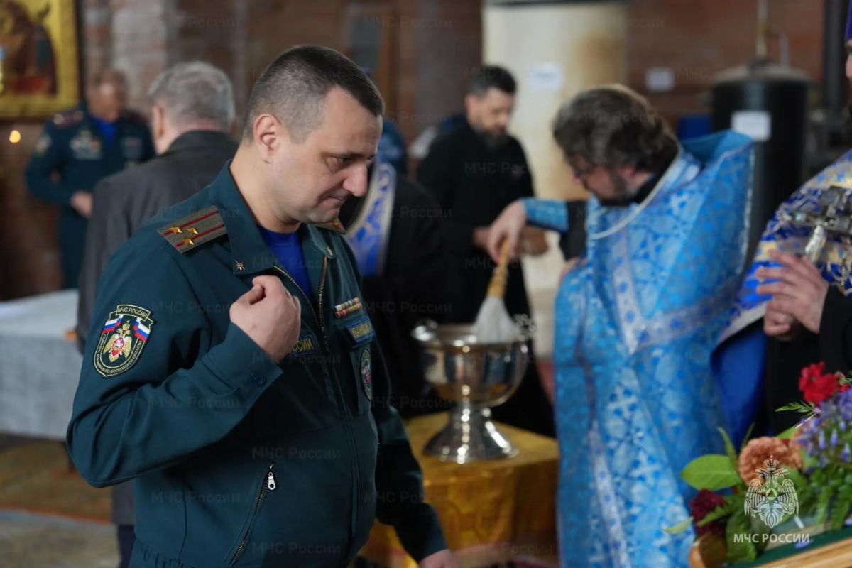 Руководство и сотрудники Главного управления МЧС России по Московской области приняли участие в божественной литургии в честь иконы Божией Матери «Неопалимая Купина» Руководство и личный состав Главного управления МЧС России... Руководство и сотрудники Главного управления МЧС России по Московской области приняли участие в божественной литургии в честь иконы Божией Матери «Неопалимая Купина» Руководство и личный состав Главного управления МЧС России...