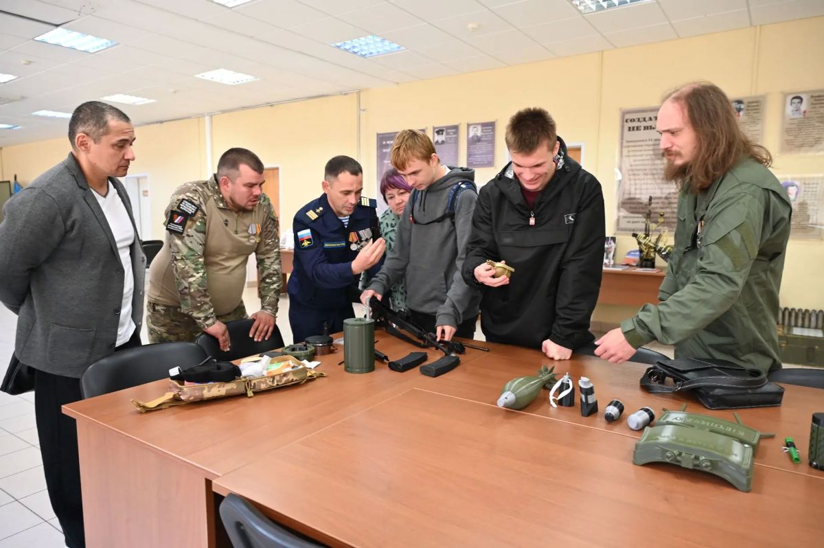 В Молодёжном центре «Патриот» прошёл форум «Серпухов – город Героев» В Молодёжном центре «Патриот» прошёл форум «Серпухов – город Героев»