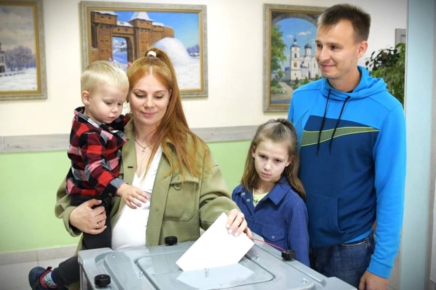 Примите участие в конкурсе на лучшие позитивные кадры с избирательных участков