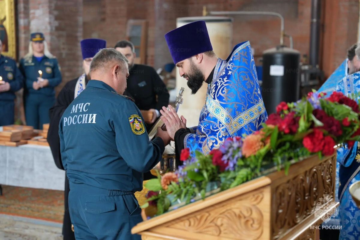 Руководство и сотрудники Главного управления МЧС России по Московской области приняли участие в божественной литургии в честь иконы Божией Матери «Неопалимая Купина» Руководство и личный состав Главного управления МЧС России... Руководство и сотрудники Главного управления МЧС России по Московской области приняли участие в божественной литургии в честь иконы Божией Матери «Неопалимая Купина» Руководство и личный состав Главного управления МЧС России...