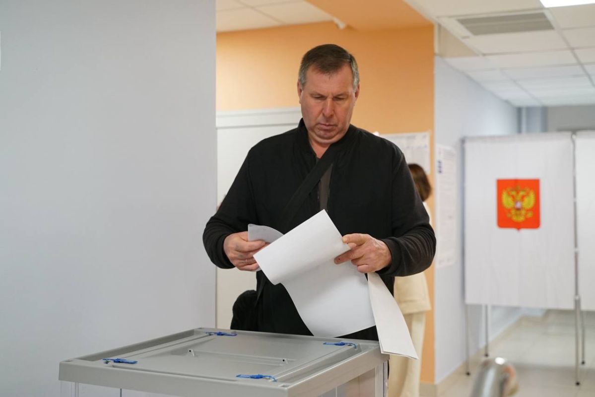 Жители всех микрорайонов Химок отдают свои голоса на выборах Жители всех микрорайонов Химок отдают свои голоса на выборах