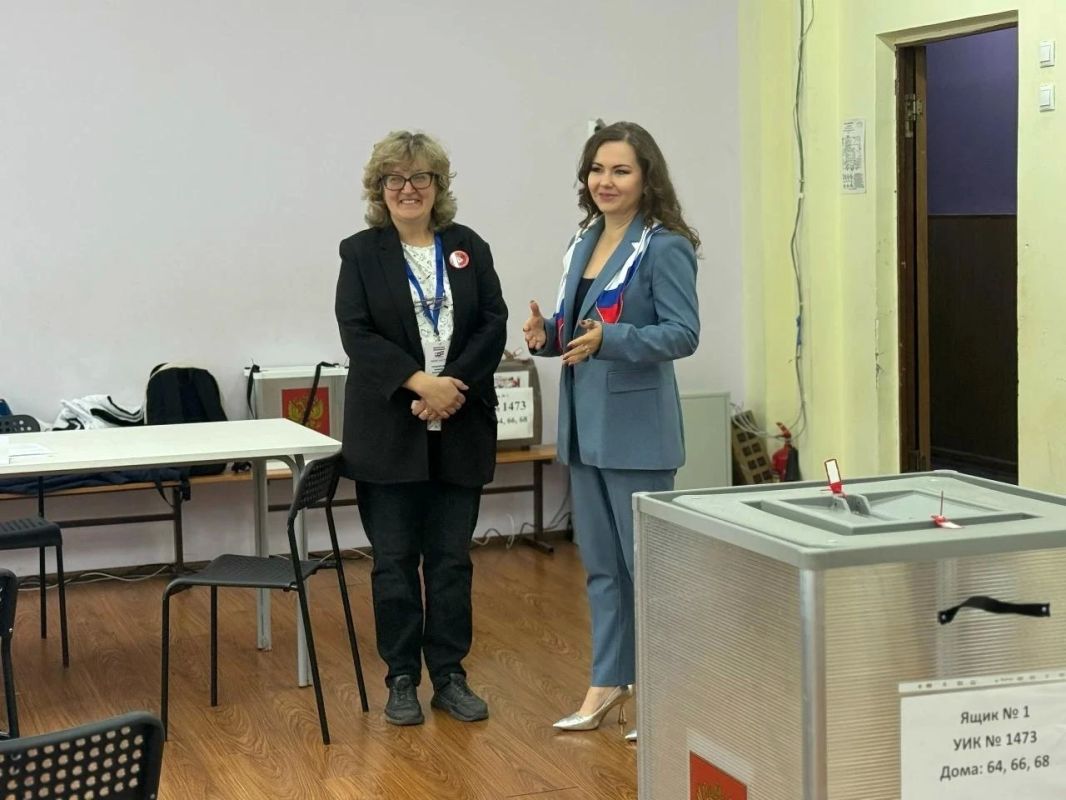 Представители Штаба общественного наблюдения (ШОН) городского округа Люберцы следят за ходом голосования на выборах депутатов в Государственную Думу РФ и Московскую областную Думу Представители Штаба общественного наблюдения (ШОН) городского округа Люберцы следят за ходом голосования на выборах депутатов в Государственную Думу РФ и Московскую областную Думу