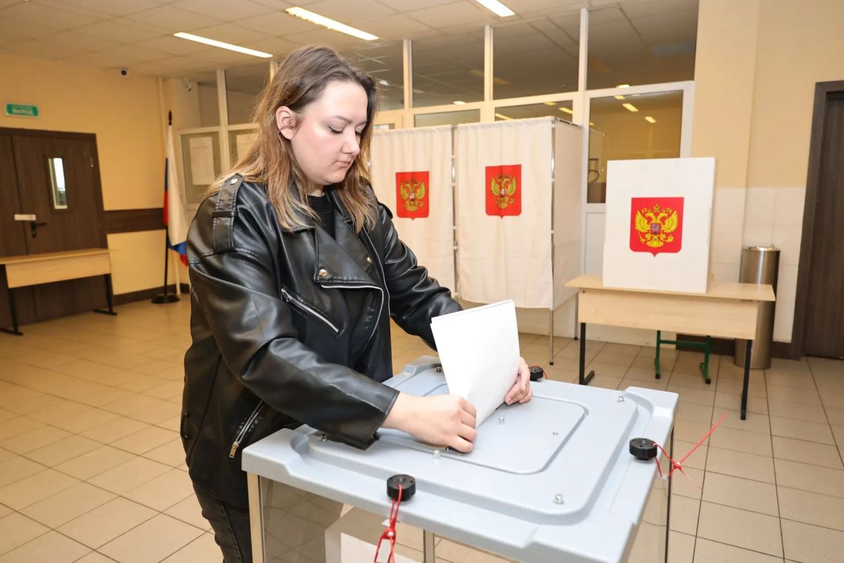 Жители округа голосуют за будущее Жители округа голосуют за будущее