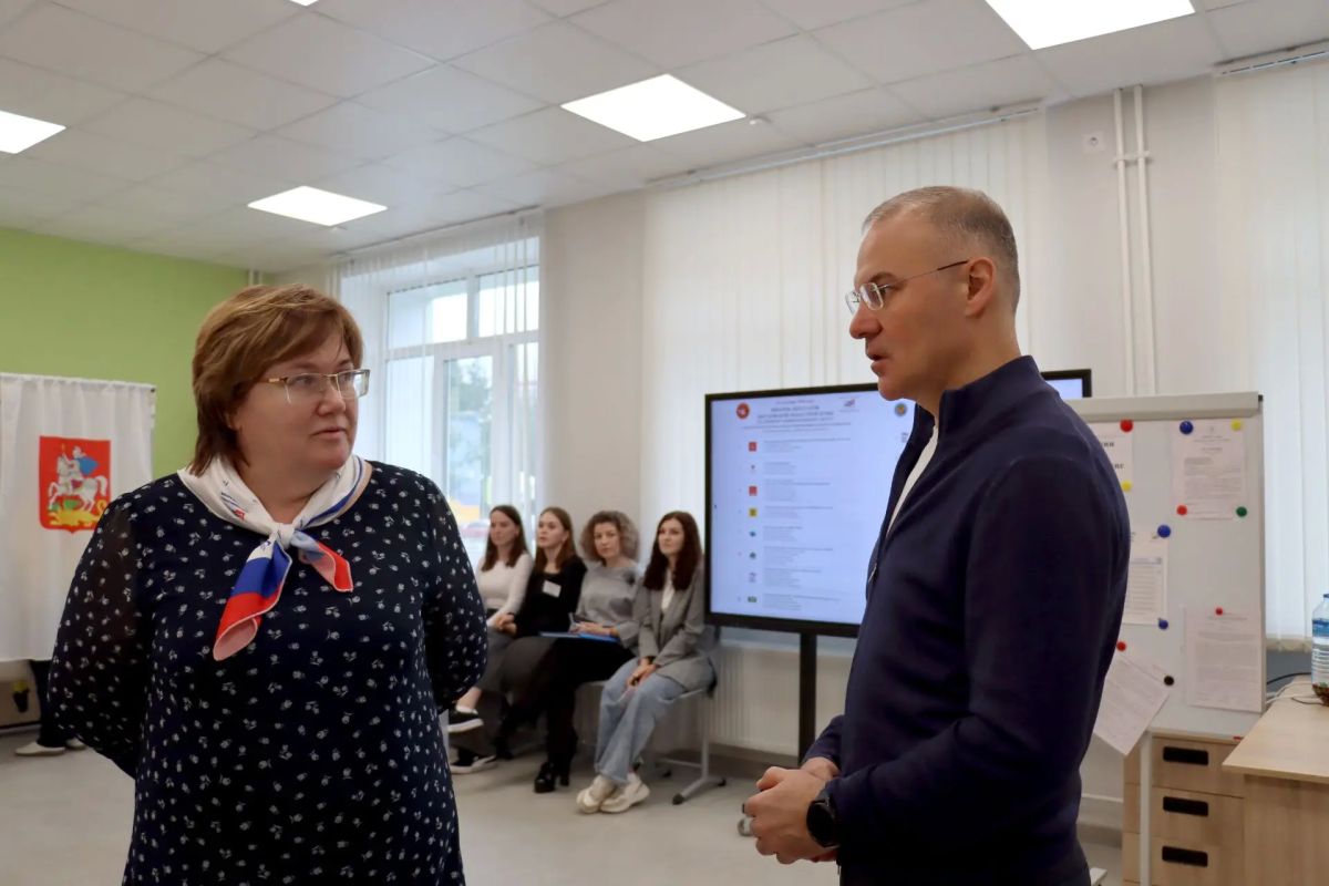 Александр Коган проверил работу избирательных участков в Ступино