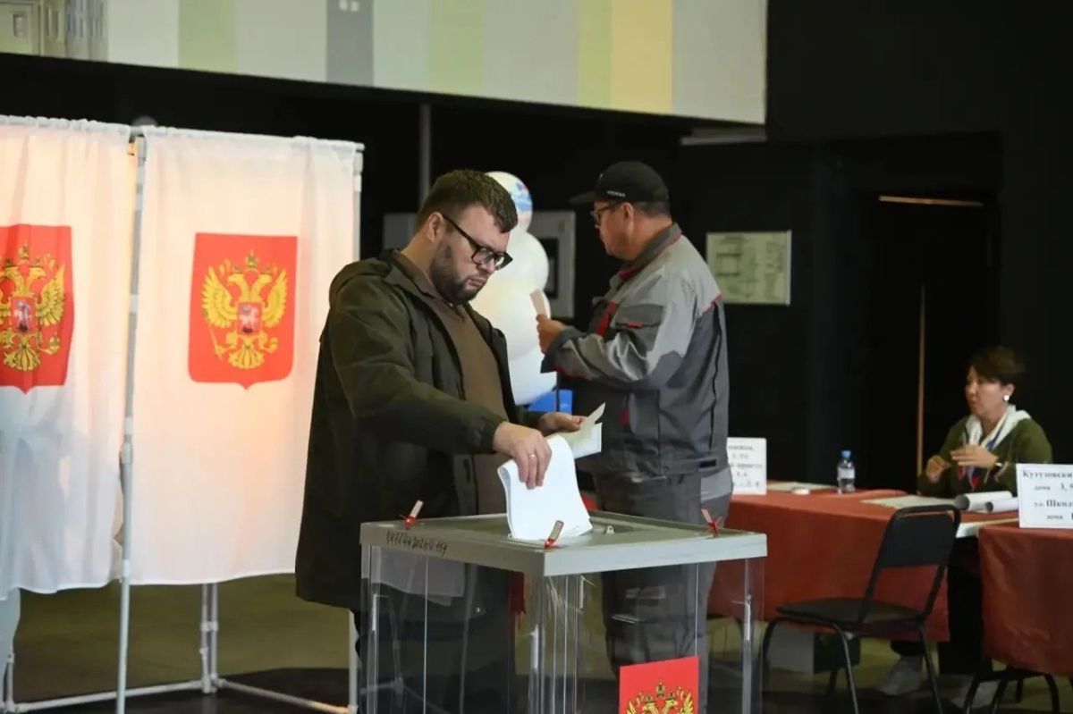 Активно своим избирательным правом пользуется и команда администрации Активно своим избирательным правом пользуется и команда администрации