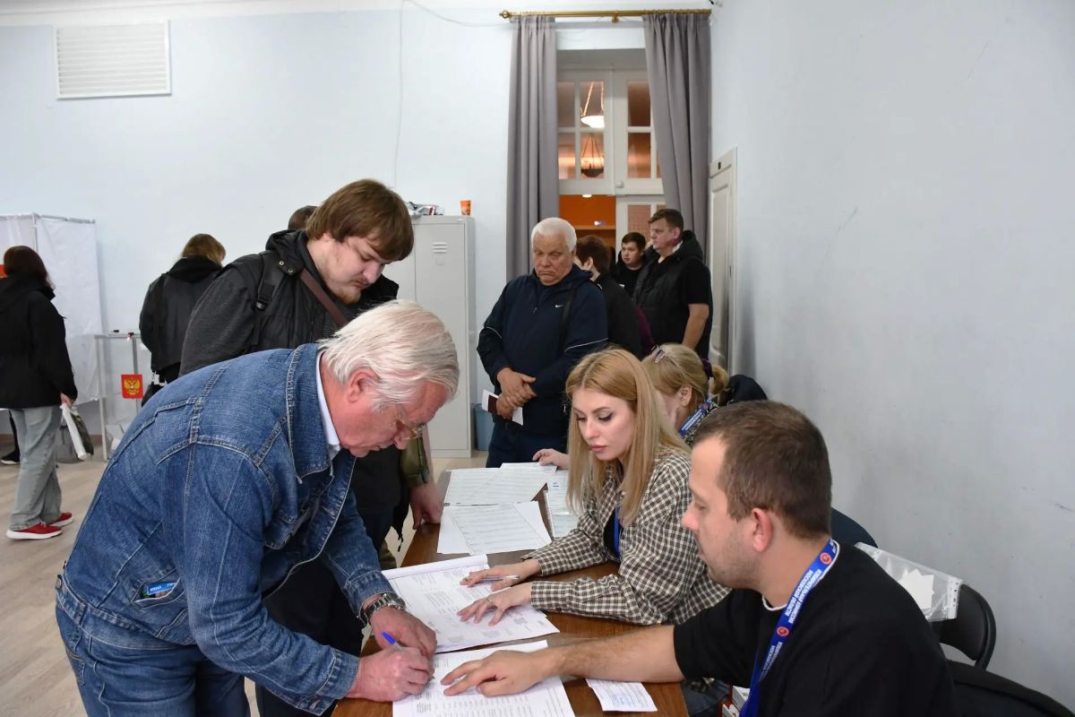 До окончания голосования сегодня осталось 2 часа До окончания голосования сегодня осталось 2 часа