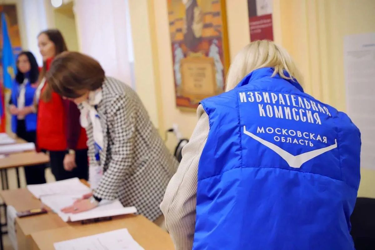 Голосование идёт вовсю: что происходит на УИКе Голосование идёт вовсю: что происходит на УИКе