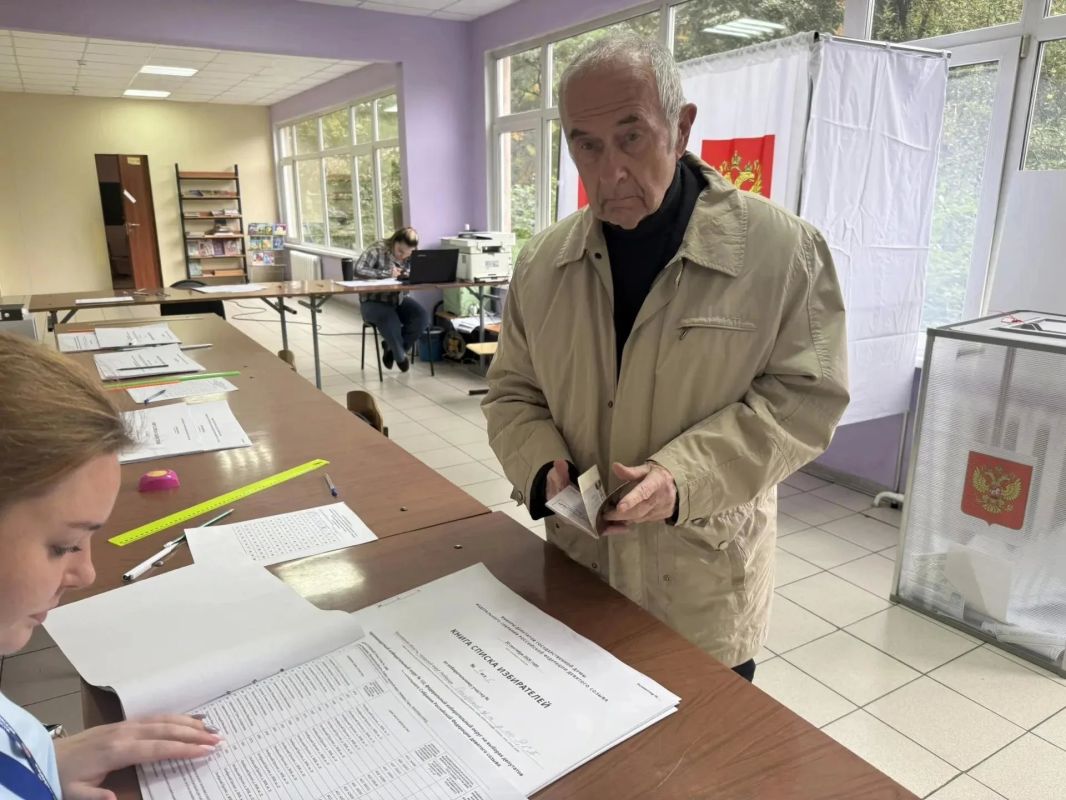 Представители Штаба общественного наблюдения городского округа Люберцы активно голосуют на выборах депутатов Государственной Думы РФ и Московской областной Думы