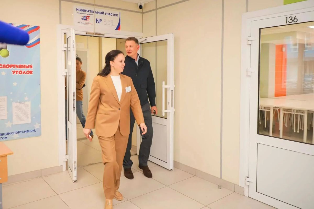 Свой выбор в Домодедово сегодня сделал сенатор Российской Федерации Александр Двойных
