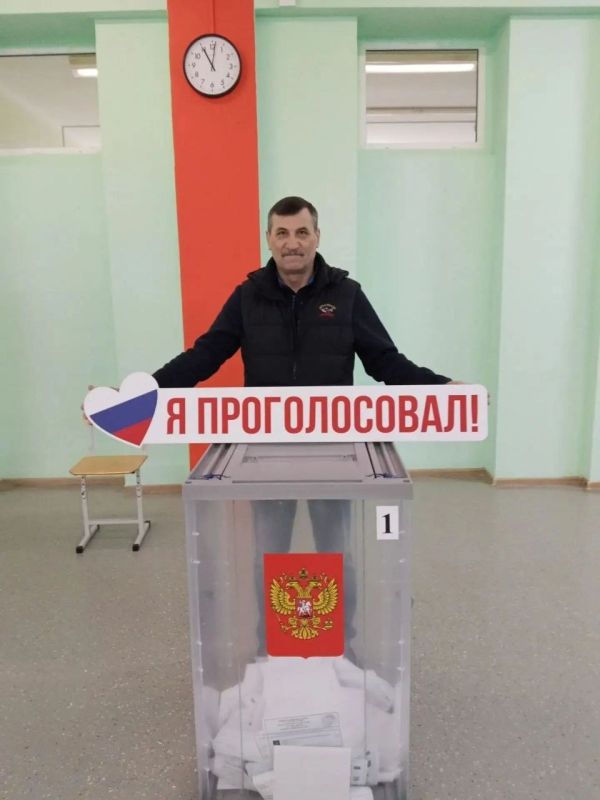 Активисты общественных организаций с самого утра приходят на избирательные участки Подольска