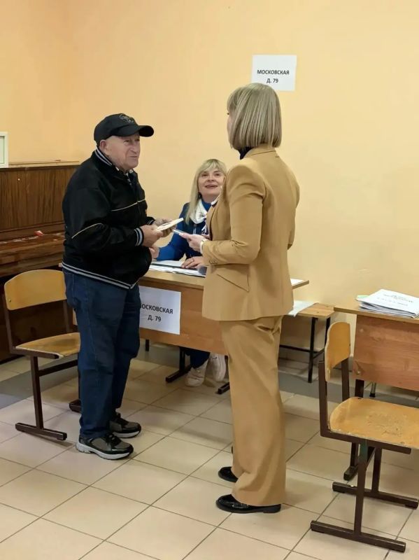 Михаил Собакин: Еще один именинник встретил отметил свой юбилейный День рождения на избирательном участке