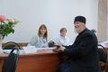 На избирательном участке в Никифоровском сельском доме культуры проголосовал протоиерей Андрей Ковальчук