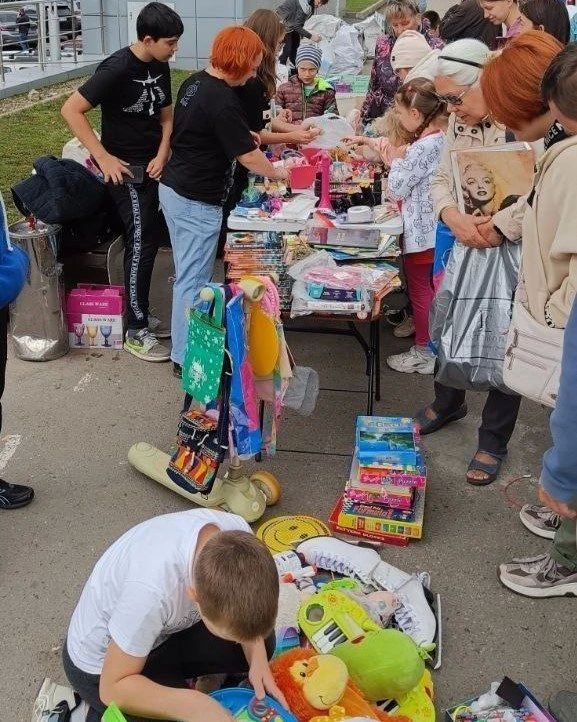 Внушительный объем добра: в Мытищах установили эко-рекод по сбору перерабатываемых материалов Внушительный объем добра: в Мытищах установили эко-рекод по сбору перерабатываемых материалов
