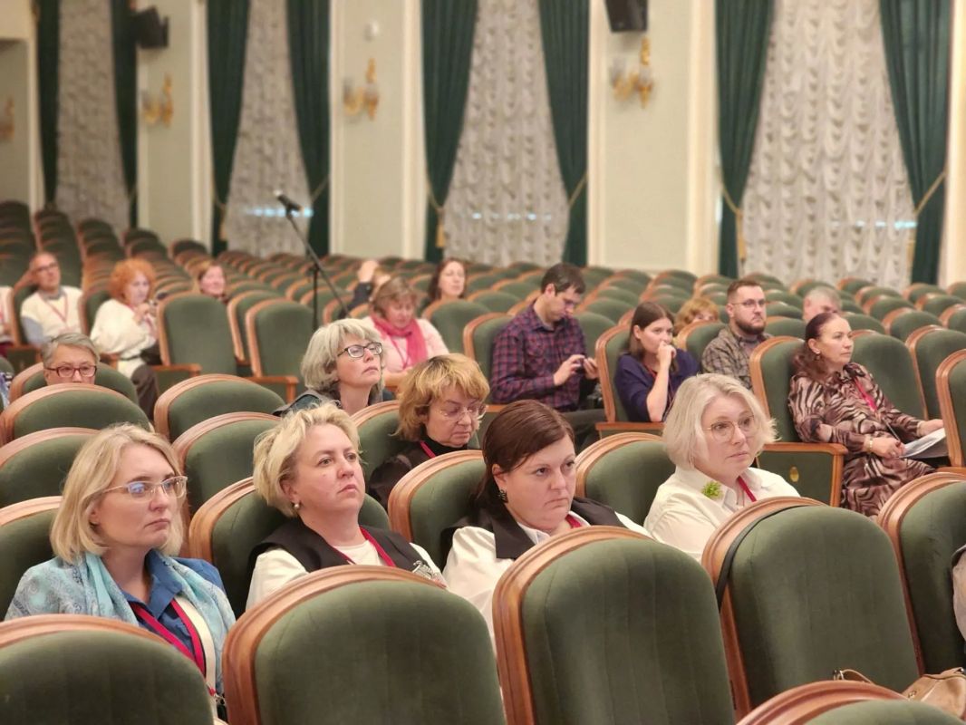 В Сергиевом Посаде впервые прошел XIV Всероссийский фестиваль-конференция «Кремль — детям», собравший музейщиков из 39 регионов В Сергиевом Посаде впервые прошел XIV Всероссийский фестиваль-конференция «Кремль — детям», собравший музейщиков из 39 регионов