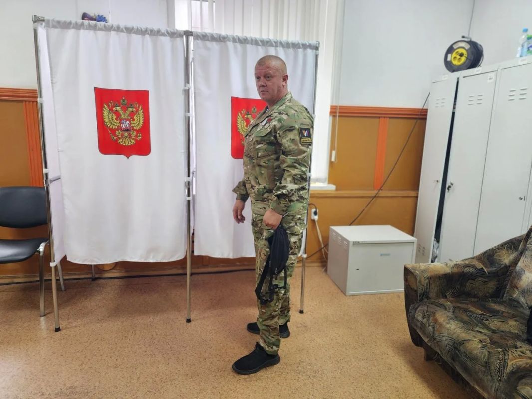 «Это гражданский долг каждого»: защитники нашей страны проголосовали на выборах депутатов Госдумы и Мособлдумы «Это гражданский долг каждого»: защитники нашей страны проголосовали на выборах депутатов Госдумы и Мособлдумы
