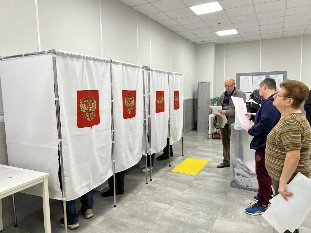 Жители Коломны Татьяна Владимировна и Владимир Иванович – военные пенсионеры Жители Коломны Татьяна Владимировна и Владимир Иванович – военные пенсионеры