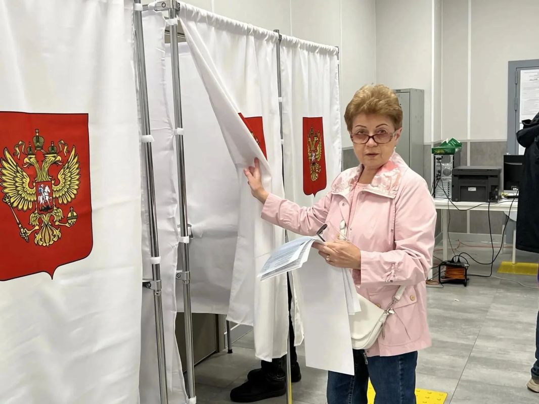 Жители Коломны Татьяна Владимировна и Владимир Иванович – военные пенсионеры Жители Коломны Татьяна Владимировна и Владимир Иванович – военные пенсионеры