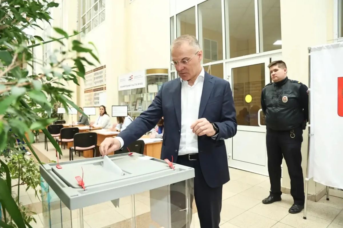 Александр Коган проголосовал на выборах Александр Коган проголосовал на выборах