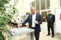 На избирательном участке в Раменской гимназии проголосовал депутат Государственной Думы Александр Коган