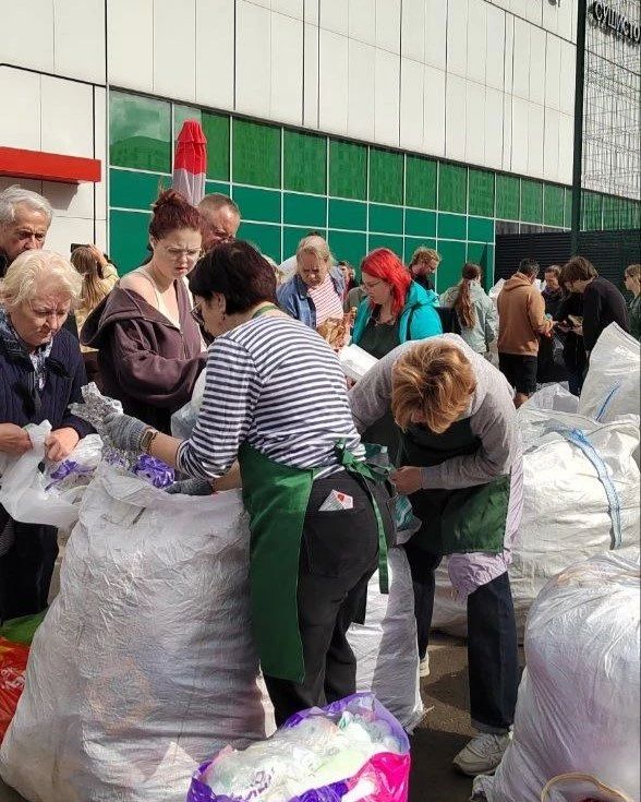 Внушительный объем добра: в Мытищах установили эко-рекод по сбору перерабатываемых материалов Внушительный объем добра: в Мытищах установили эко-рекод по сбору перерабатываемых материалов