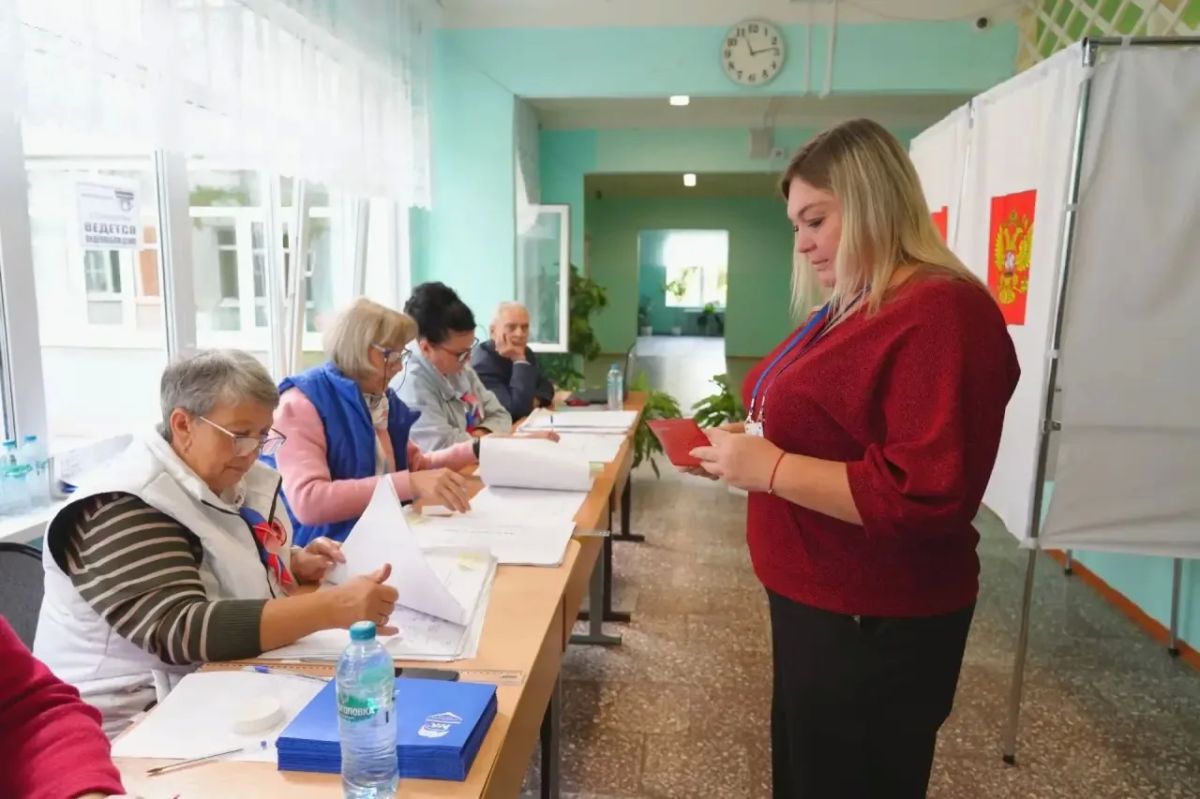 В деревне Селково продолжается голосование на избирательном участке № 2838 В деревне Селково продолжается голосование на избирательном участке № 2838