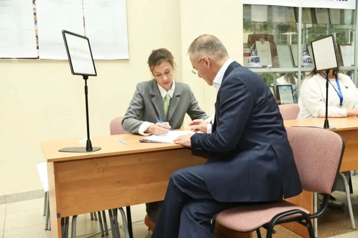 Александр Коган проголосовал на выборах Александр Коган проголосовал на выборах
