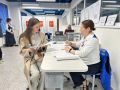 Встреча выпускников на избирательном участке: в Королёве одноклассники спустя год после школы пришли голосовать