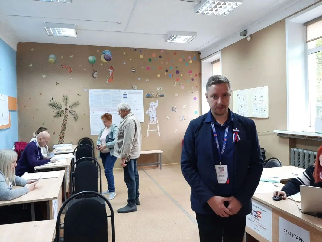 В Домодедово продолжается голосование на выборах депутатов Государственной Думы и Московской областной Думы В Домодедово продолжается голосование на выборах депутатов Государственной Думы и Московской областной Думы