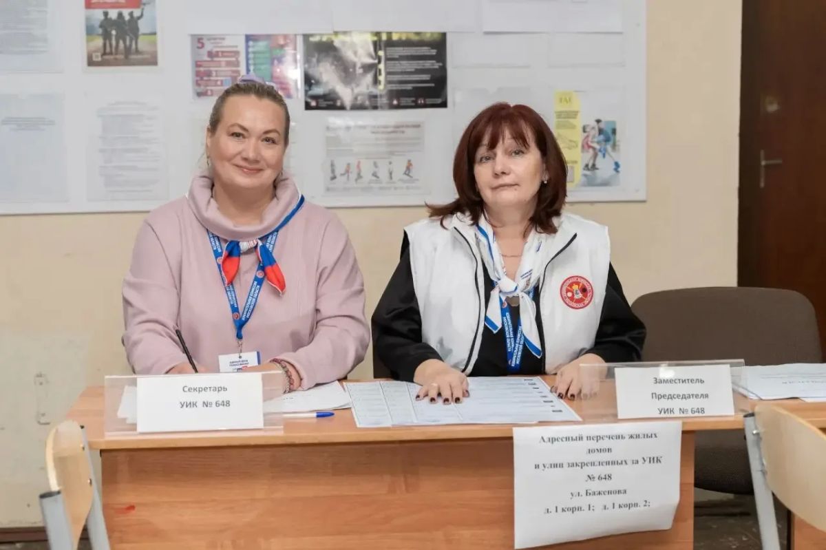 Глава Жуковского Андроник Пак проверяет избирательные участки
