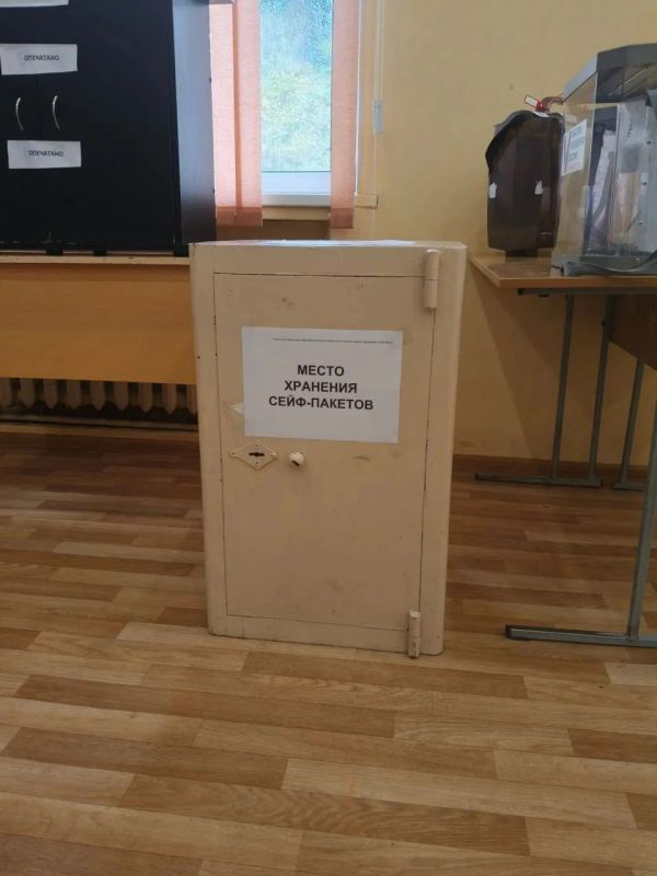 Голосование на дому: как в Ступино голосуют те, кто не может прийти на участок Голосование на дому: как в Ступино голосуют те, кто не может прийти на участок