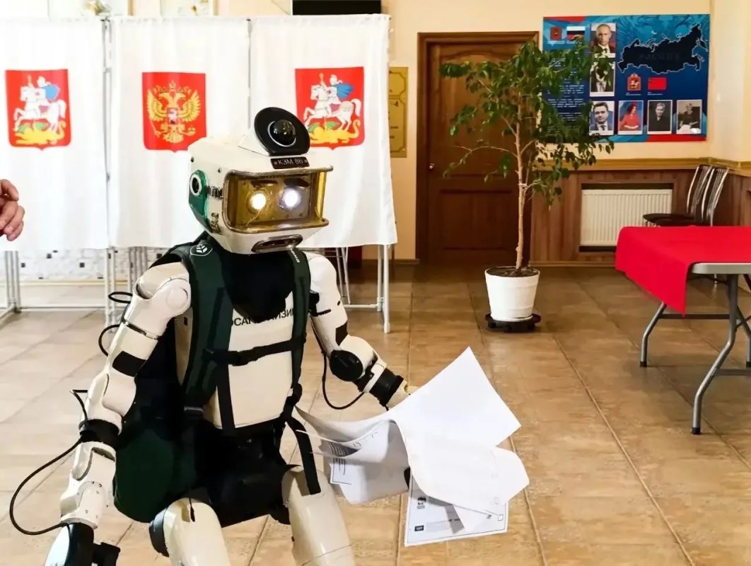 Татьяна Витушева: Будущее уже наступило — и заглянуло на избирательный участок в деревне Кострово муниципального округа Истра! Татьяна Витушева: Будущее уже наступило — и заглянуло на избирательный участок в деревне Кострово муниципального округа Истра!